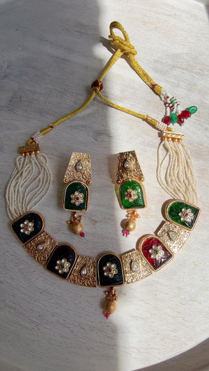 Traditional Kundan Statement Green Necklace Set/Indian Bridal Jewelry/Gold Finish Wedding Necklace - Heritage