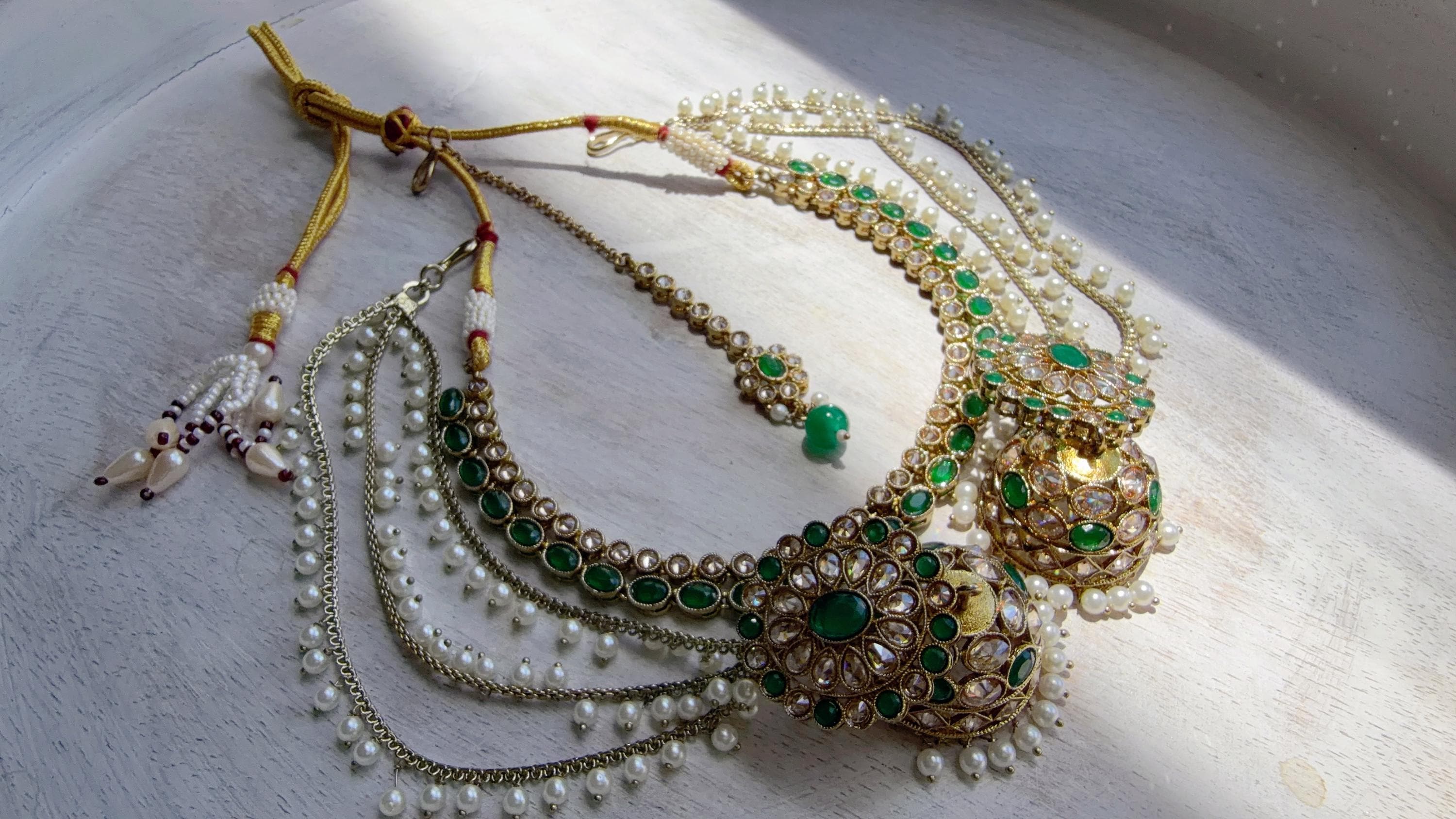 Antique Polki Kundan Green Necklace Set with Bahubali Jhumka & Maang Tikka | Indian Bridal Jewelry