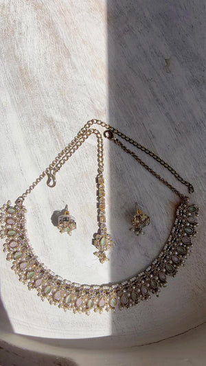 Petite look Antique Polki Kundan Mint pink Necklace Set with stud Earrings and Tikka | Indian Jewelry | Bridal Jewelry Kaur