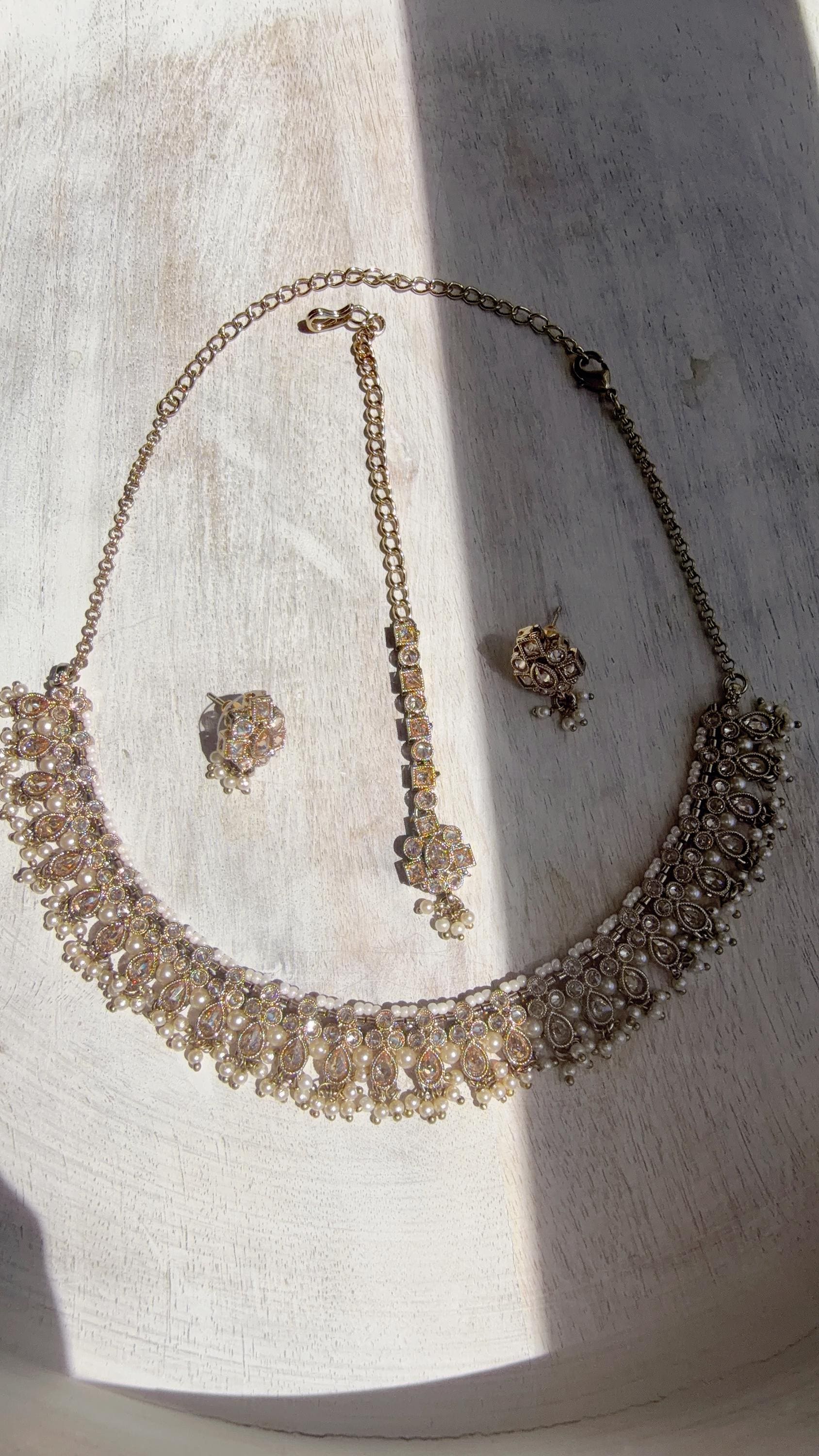 Petite look Antique Polki Kundan Mint pink Necklace Set with stud Earrings and Tikka | Indian Jewelry | Bridal Jewelry Kaur