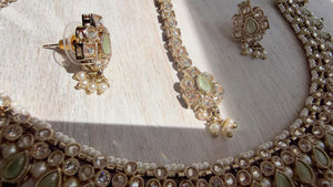 Petite look Antique Polki Kundan Mint Necklace Set with stud Earrings and Tikka | Indian Jewelry | Bridal Jewelry Kaur