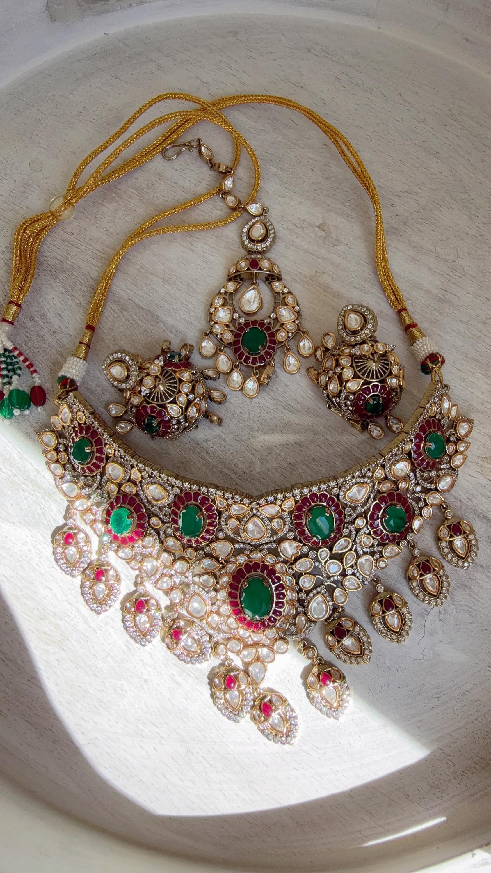 Ruby Green Kundan Choker Necklace Set | Statement Choker with jhumka Maang tikka | Indian Bridal Jewelry/Moissanite diamond necklace