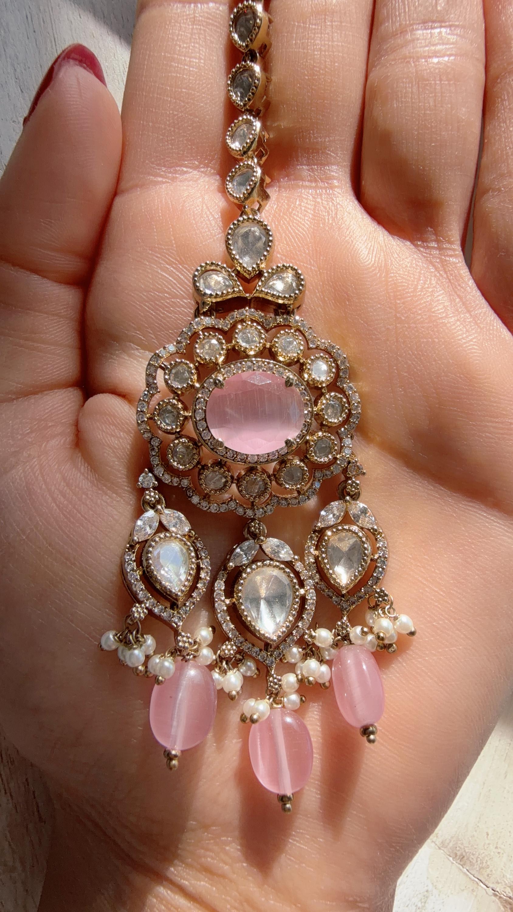 Versatile Bridal Sabyasachi inspired Kundan Baby pink Bridal Maang Tikka/Moissanite diamond Maang Tikka Next to real /Bridal head accessory