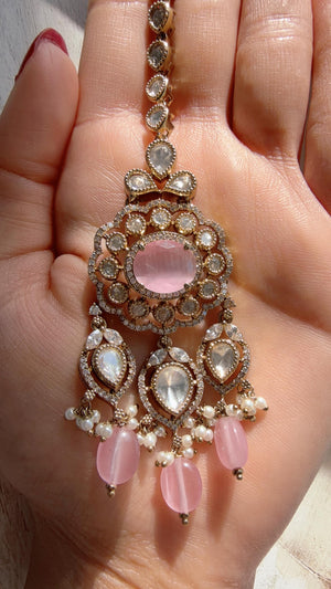 Versatile Bridal Sabyasachi inspired Kundan Baby pink Bridal Maang Tikka/Moissanite diamond Maang Tikka Next to real /Bridal head accessory