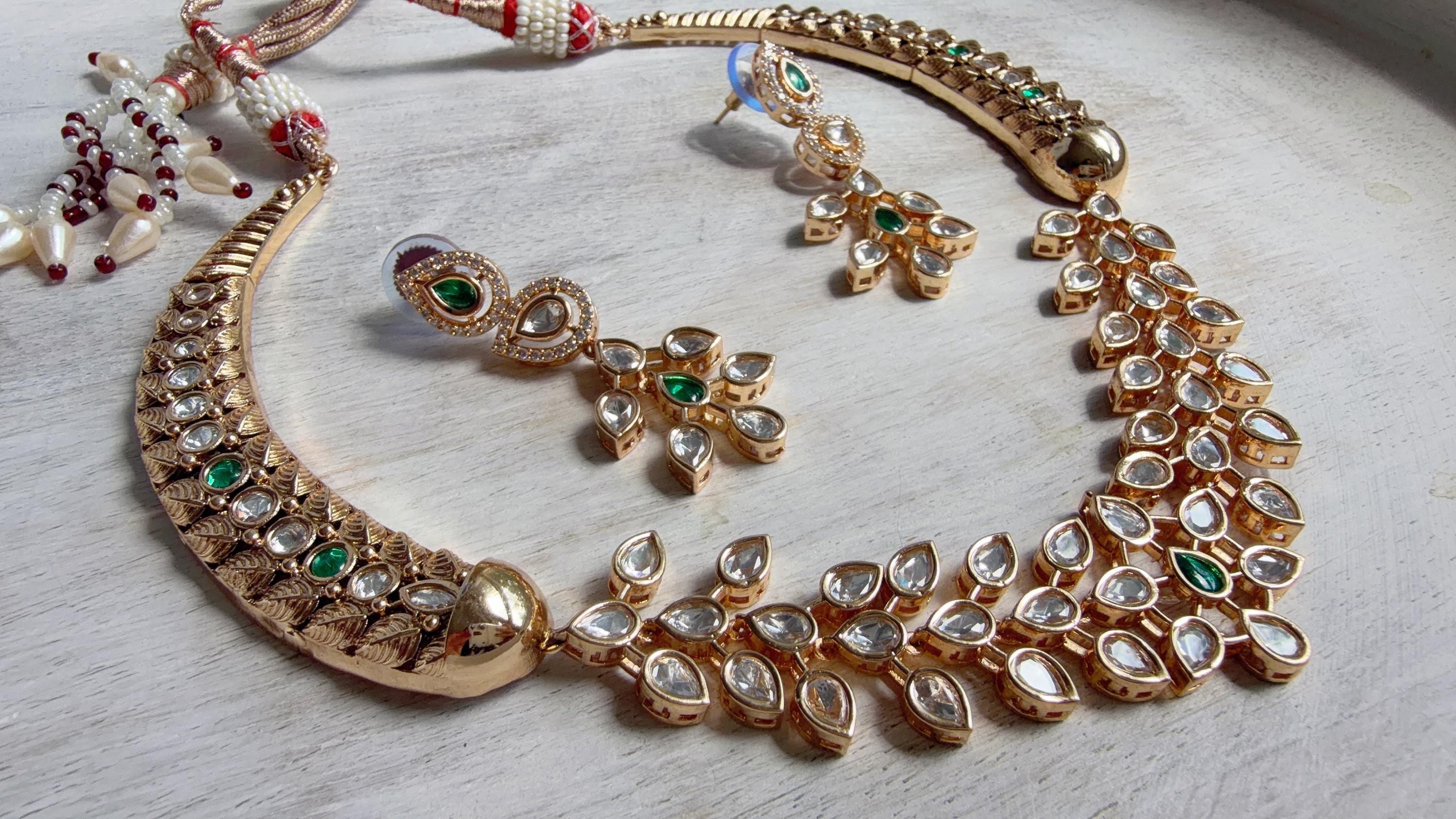 Emerald kundan hasli style Necklace Set Indian Bridal Wedding Jewelry / diamond Hasli /Indian Wedding jewelry