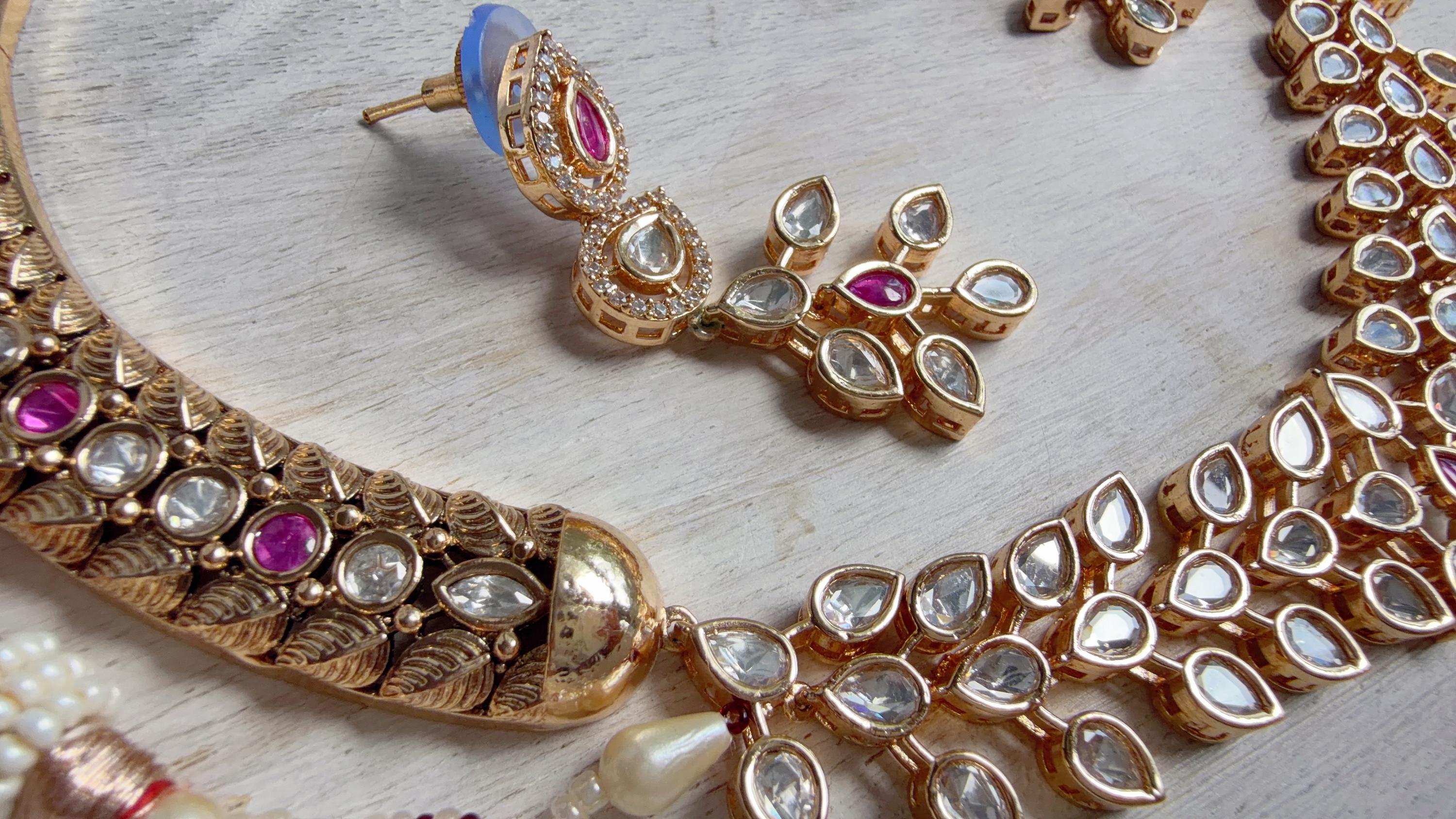 Ruby kundan hasli style Necklace Set Indian Bridal Wedding Jewelry / diamond Hasli /Indian Wedding jewelry