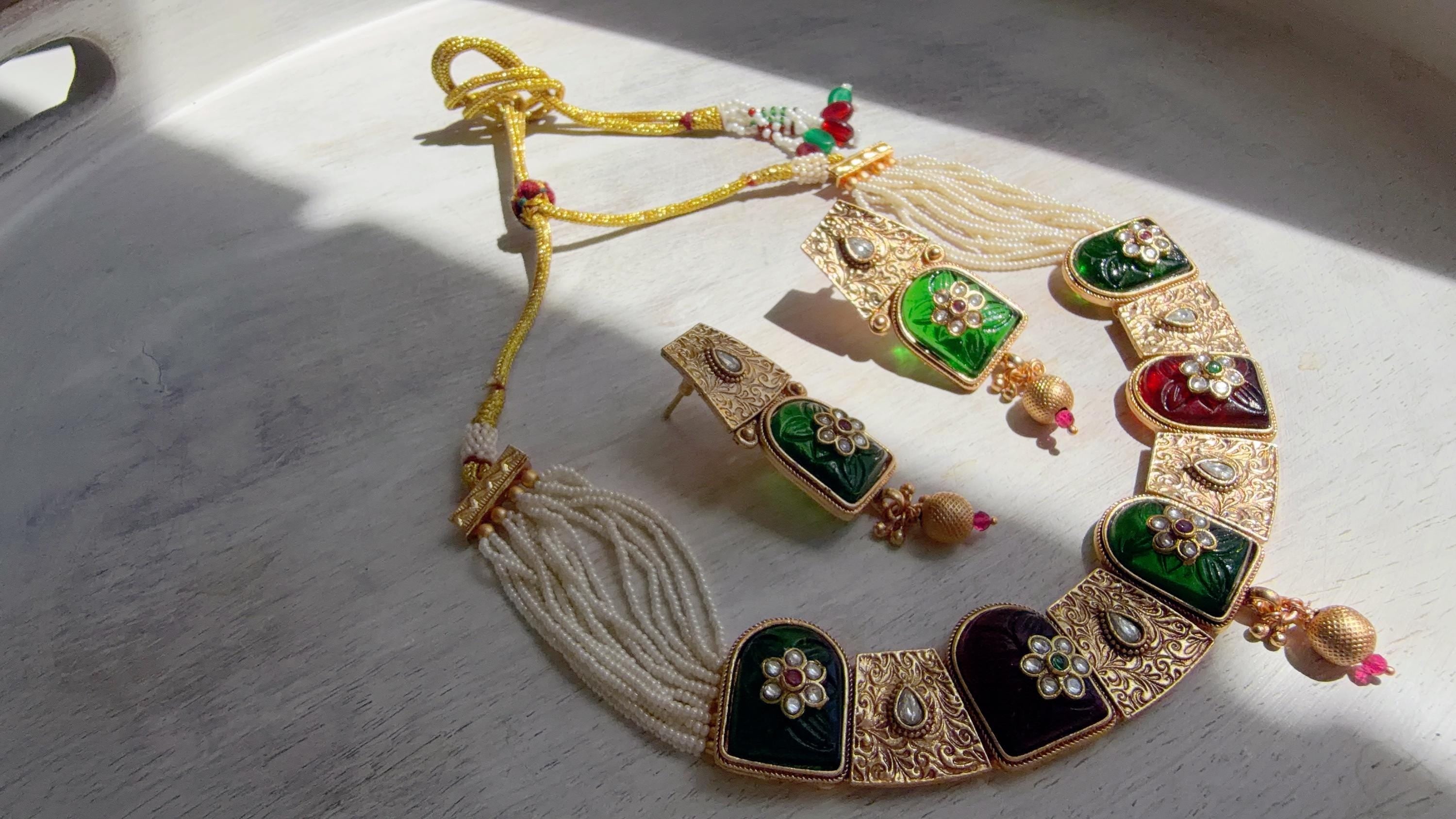 Traditional Kundan Statement Green Necklace Set/Indian Bridal Jewelry/Gold Finish Wedding Necklace - Heritage