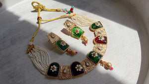 Traditional Kundan Statement Green Necklace Set/Indian Bridal Jewelry/Gold Finish Wedding Necklace - Heritage