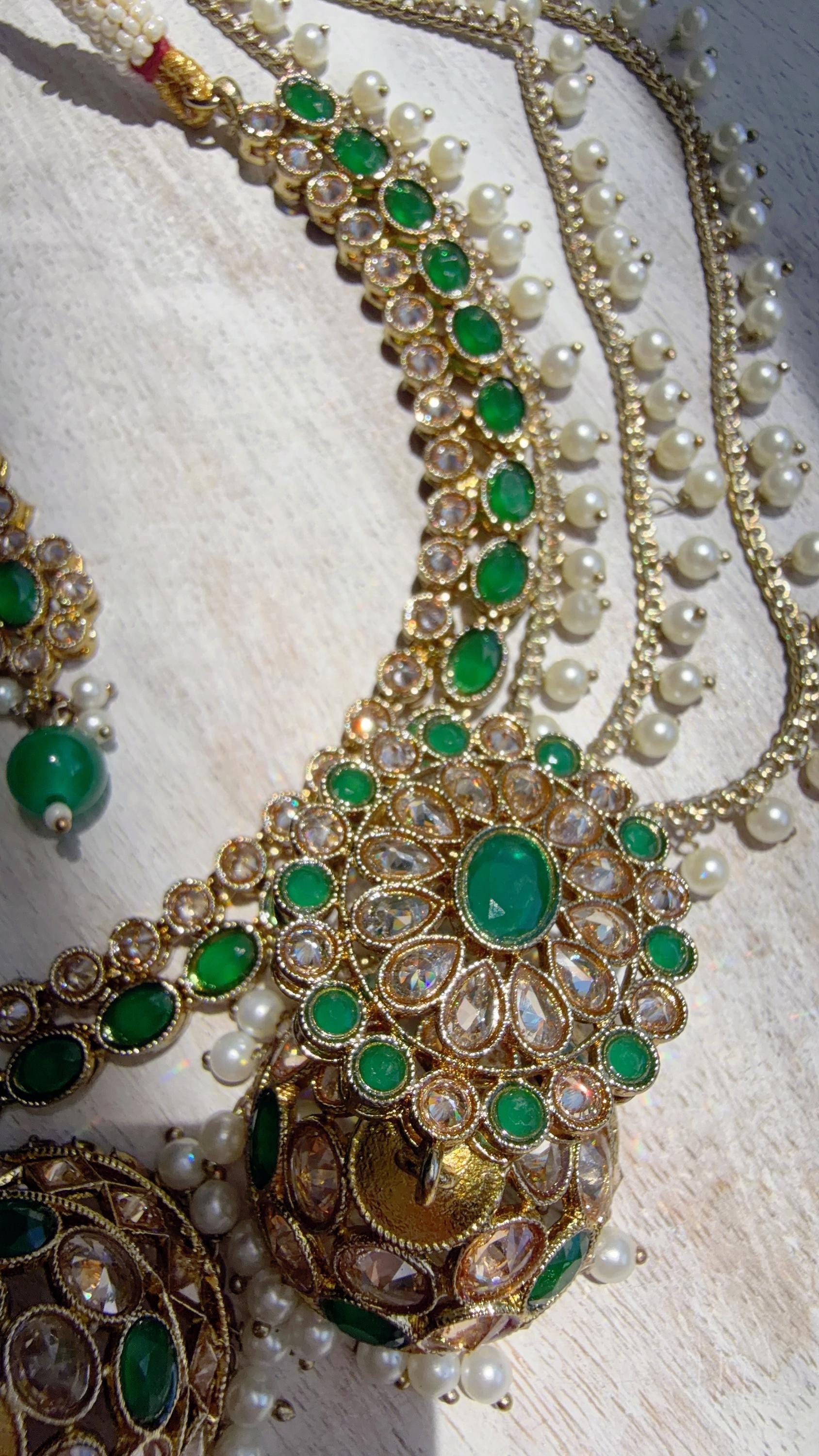 Antique Polki Kundan Green Necklace Set with Bahubali Jhumka & Maang Tikka | Indian Bridal Jewelry
