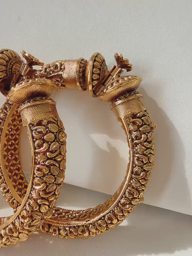 Gold Kada  Bangles bangle/Indian Bangles/Antique gold Kada/Kundan bridal bangles set/Gold Kada/Indian bangles Bracelets