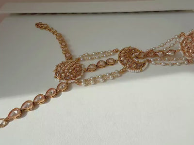 Gold  Polki Pearl Kundan Hath Paan single /hand harness/Indian Jewelry/Hand Jewelry/Haath phool/Hand Chain Bracelet for Her